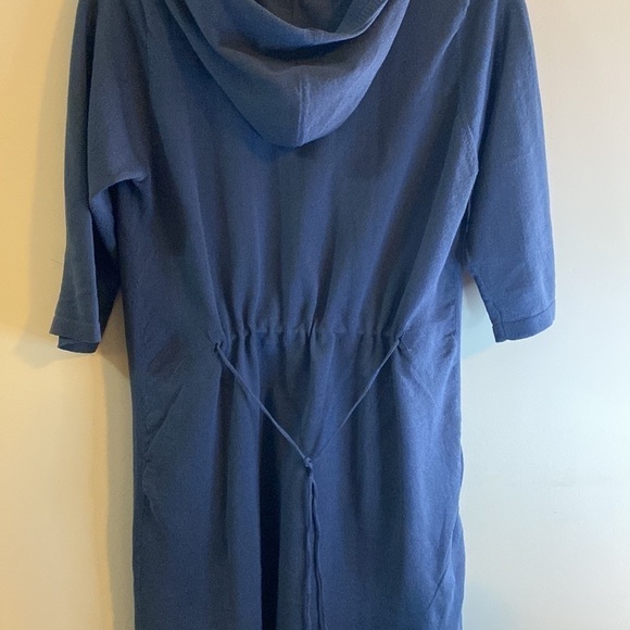 Caposhie| Long Hooded Cardigan Button Up. - Picture 10 of 11